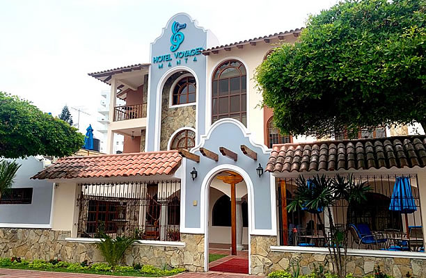 Bistro 242