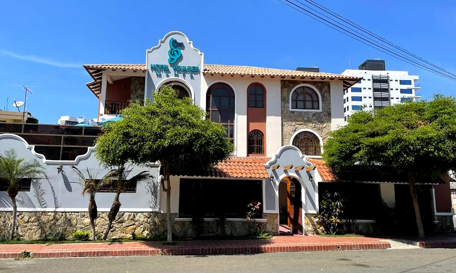 Hotel Voyager Manta
